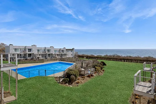 707 Old Montauk Hwy Photo 1