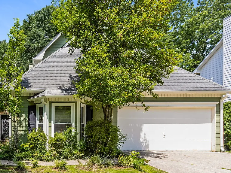 4805 Shallow Farm Dr — Photo 1