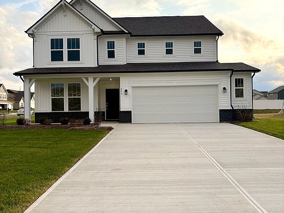 2nd image of 373 N Grand Oak Dr