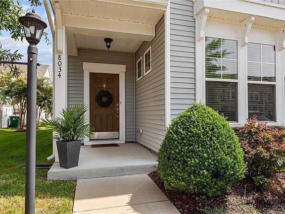 3rd image of 8034 Rutland Village Dr
