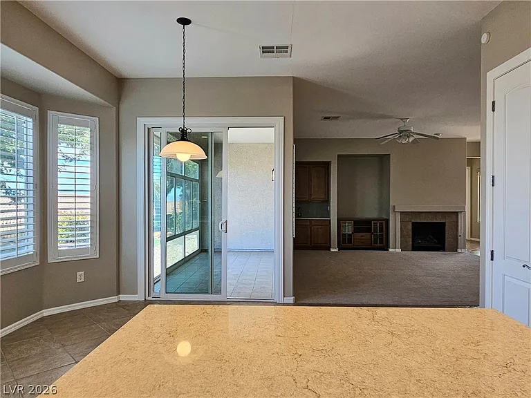 2139 Twin Falls Dr — Photo 19