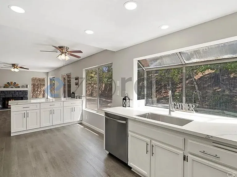 1802 Bradcliff Way — Photo 30