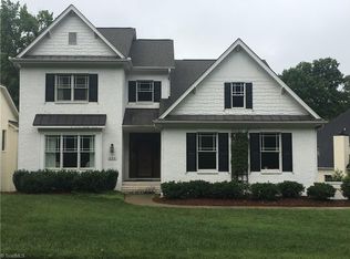 539 Woodland Dr, Greensboro, NC 27408