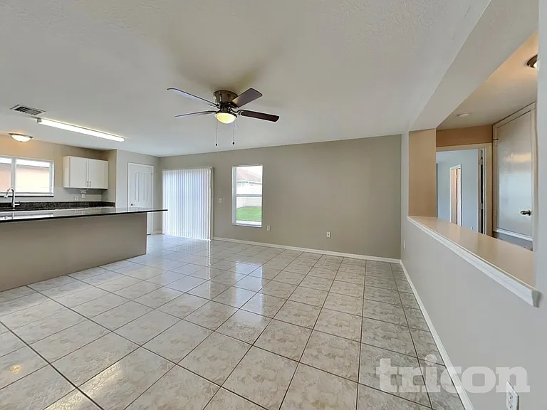 2483 Brownwood Dr — Photo 5