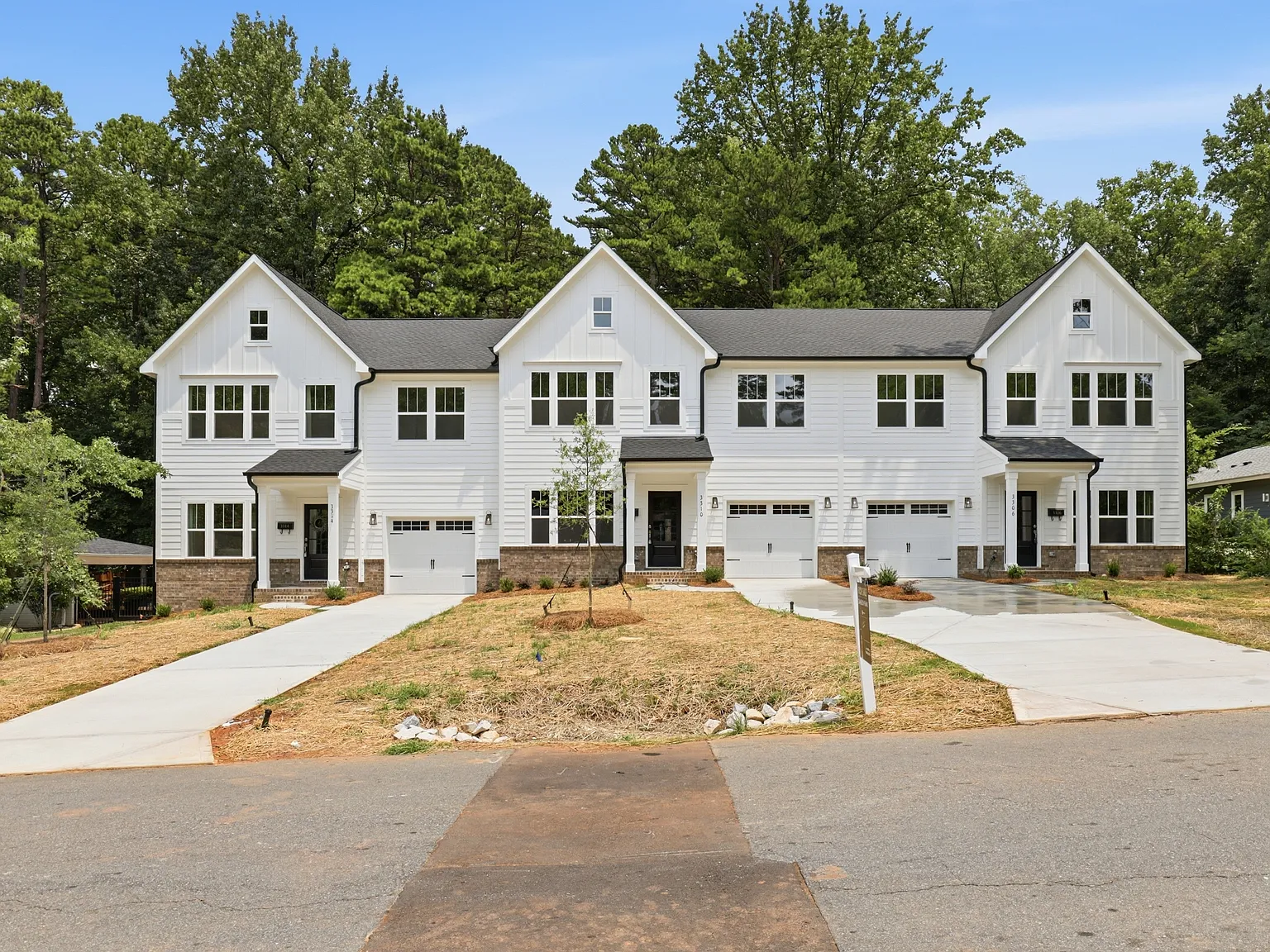 3306 Campbell Drive - 1 — Photo 4