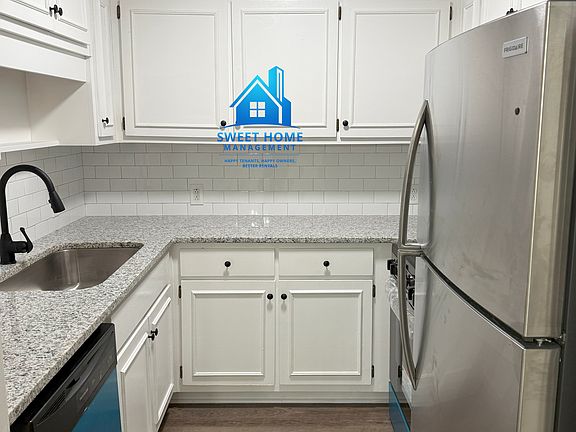 2nd image of 3625 Arkansas Dr #77d511a66