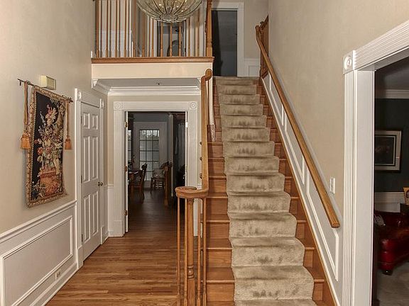5th image of 5266 Brentwood Cir