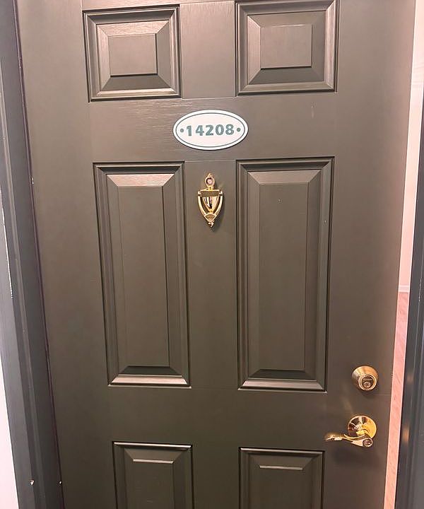 1st image of 14208 Pinehurst Ln #14208
