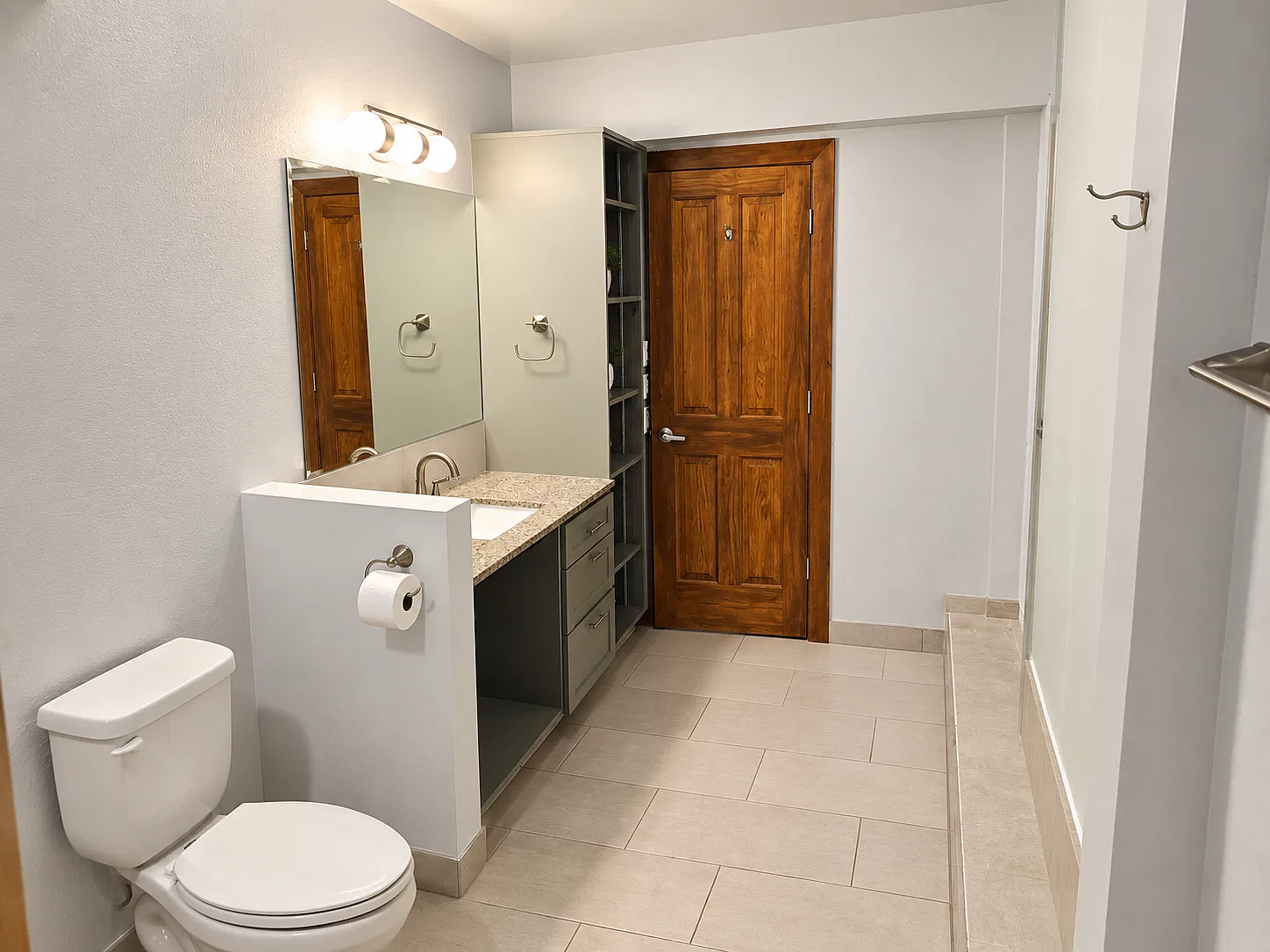 Studio, 750 sqft, $1,800 — Photo 3