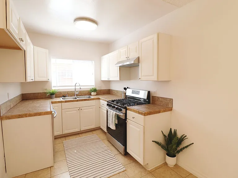 2 Weeks Free! Remodeled 1-Bedroom — Photo 1