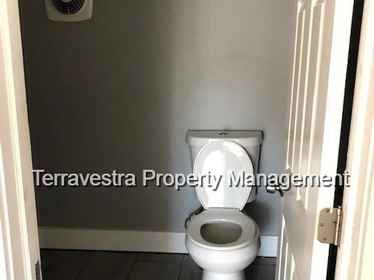 208-210 E Oak St, Millville, NJ 08332 — Photo 12