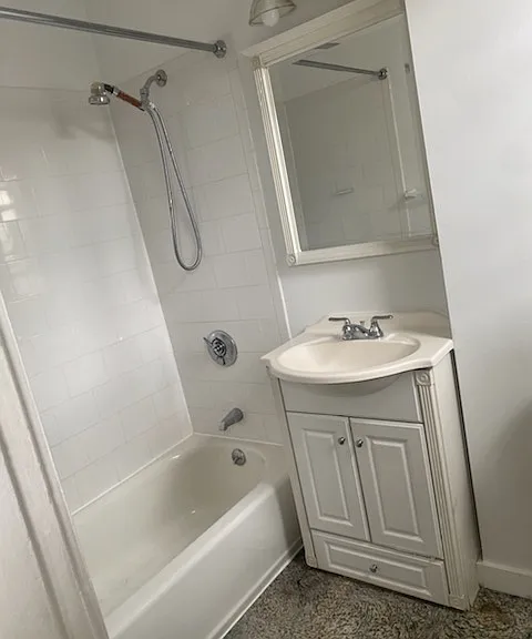 38 Hemenway St #46 — Photo 14