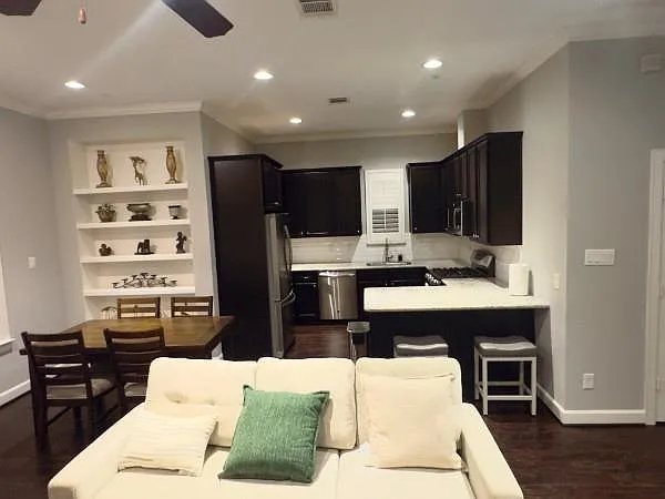 1707 Crockett St #A — Photo 13