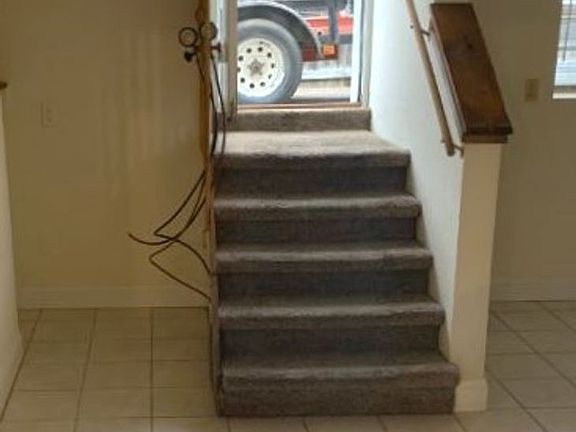 3rd image of 1206 Lakeview Ave #A