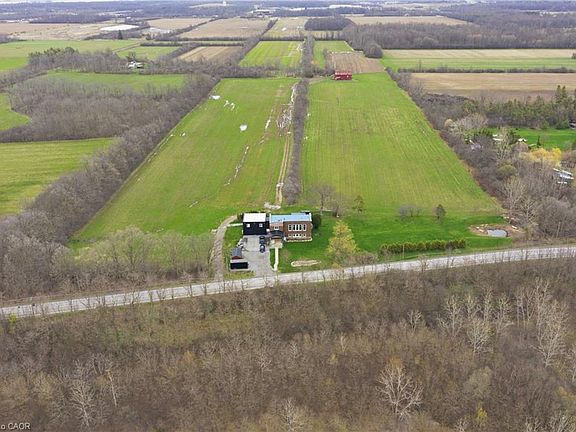 2nd image of 1744 Ridgemount Rd