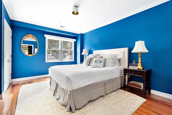 Sold by Compass | media 4