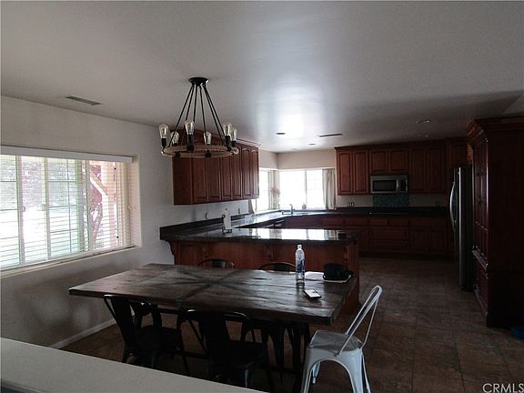 3rd image of 49344 Black Mountain Ct