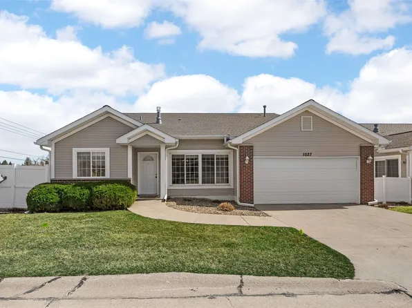 1027 74th St NE, Cedar Rapids, IA 52402