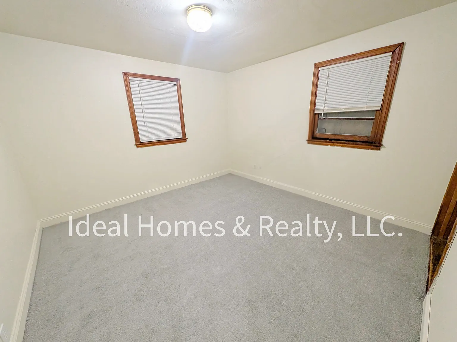3061 Raywood Street - 1 — Photo 4