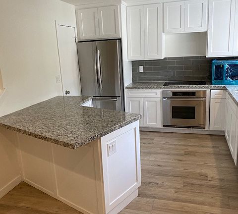 Full kitchen view