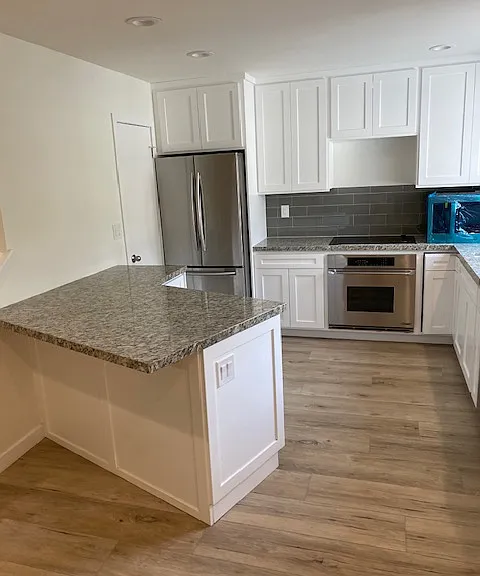 Full kitchen view