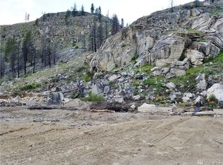 24 Golf Course Dr, Pateros, WA 98846