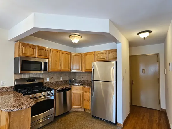 42-20 23rd Avenue image 1 of 8