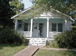 1002 E Peoria St, Paola, KS 66071
