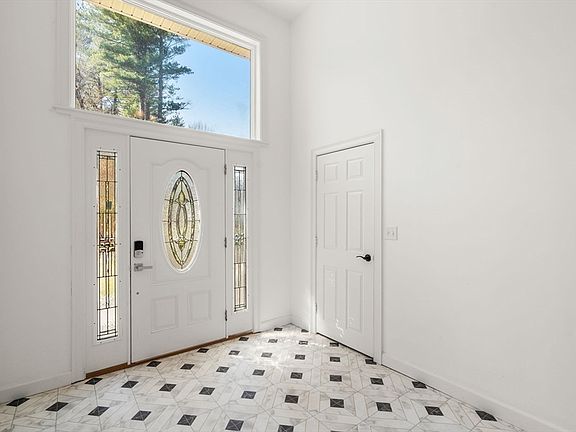 4th image of 44 Connolly Rd