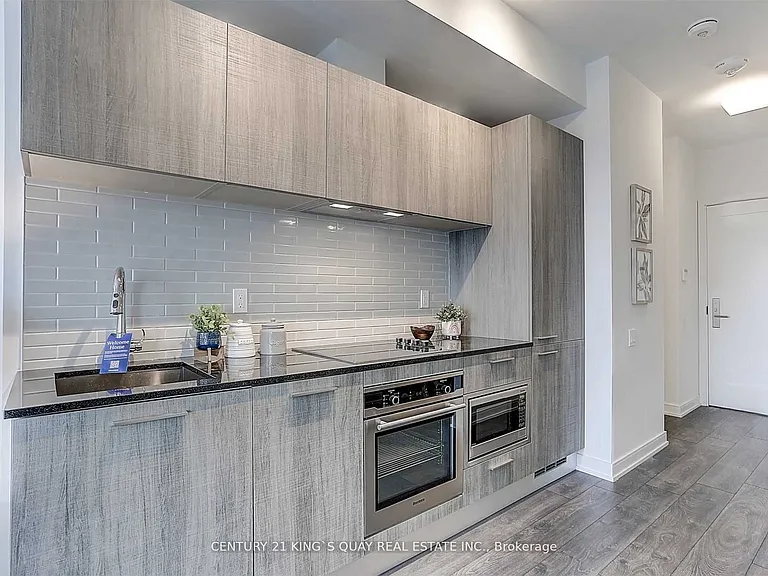 3 Gloucester St #3810 — Photo 7