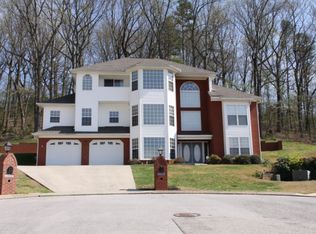 1900 Amberley Trl, Chattanooga, TN 37421