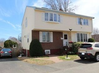 25 Oceanview Way, Winthrop, MA 02152