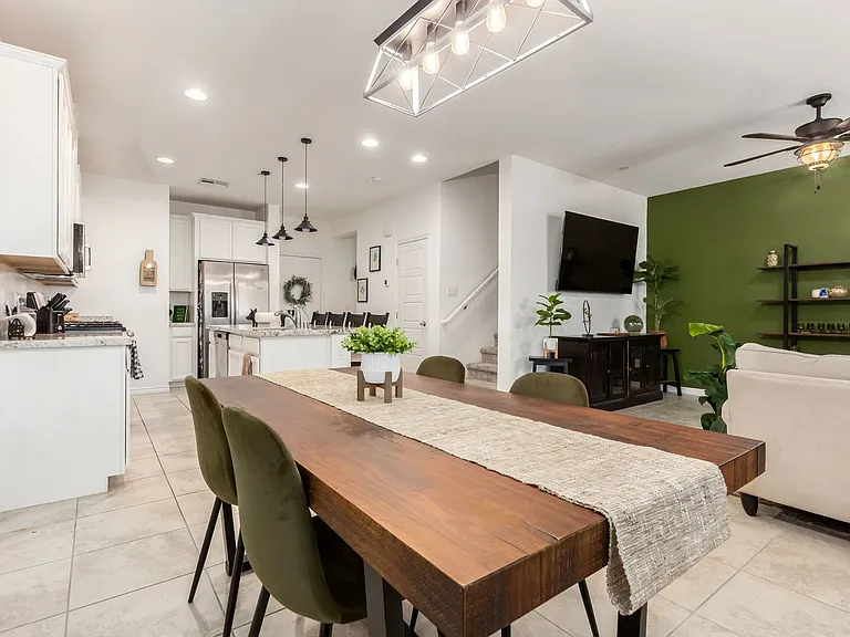 825 Star Estates Ave — Photo 8