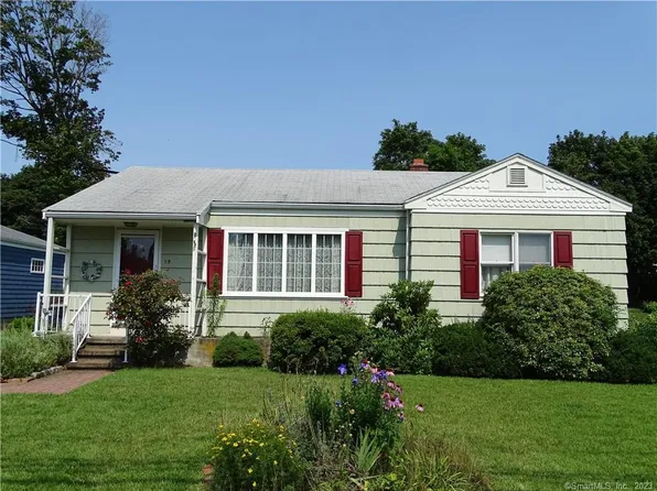 15 Toole Drive, Branford, CT 06405