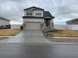 640 W Fireside Ln, Stansbury Park, UT 84074