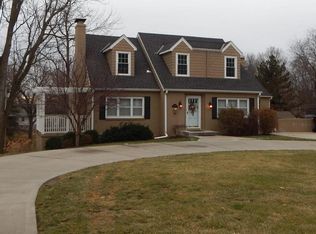 2616 Lovers Ln, Saint Joseph, MO 64506