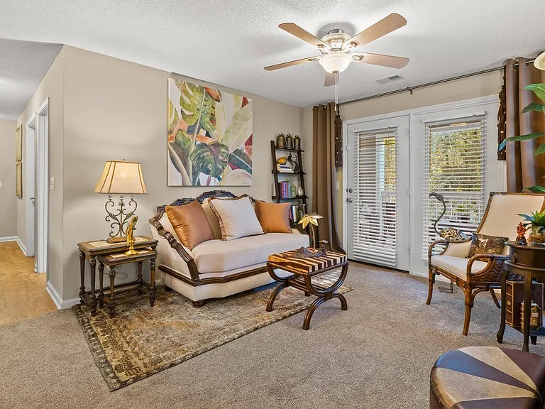 Palmetto Pointe Apartment Homes — Photo 21