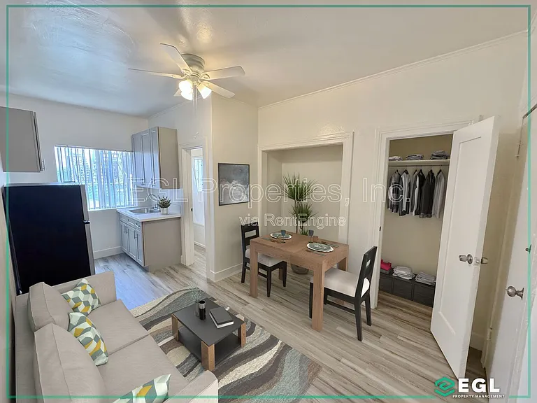 144 N New Hampshire Ave #3 — Photo 1