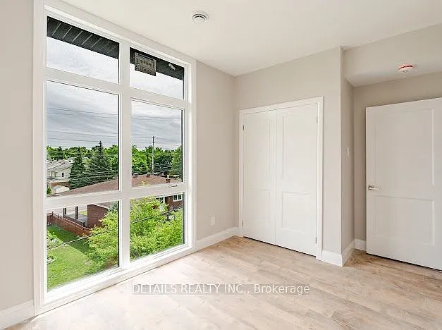 659 Donat St #201 — Photo 18