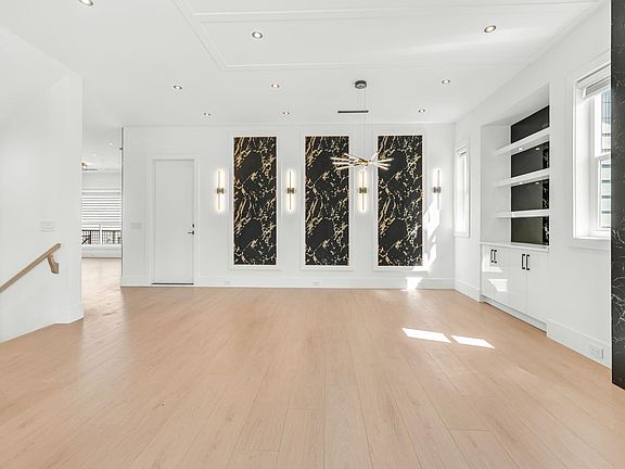 4th image of 88 171st St