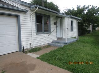 1713 NW Ozmun Ave, Lawton, OK 73507