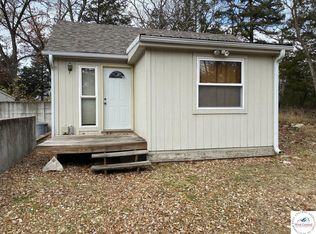 31742 Cedarado Dr, Warsaw, MO 65355