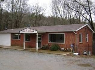 868 Highway 52 E, Dahlonega, GA 30533
