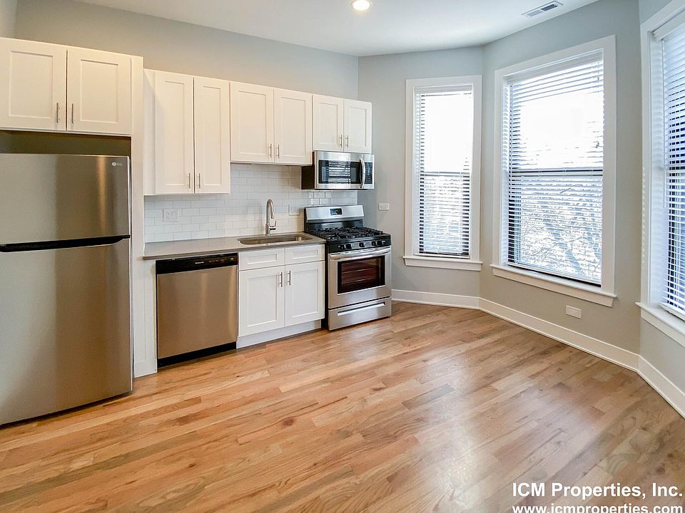 1st image of 2102 N Sedgwick St #4S