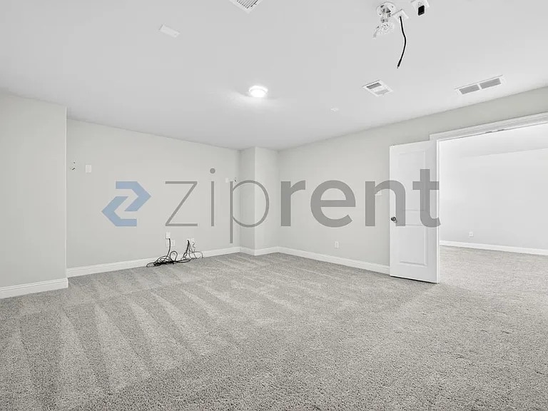 8451 Bronzegate Trl — Photo 30