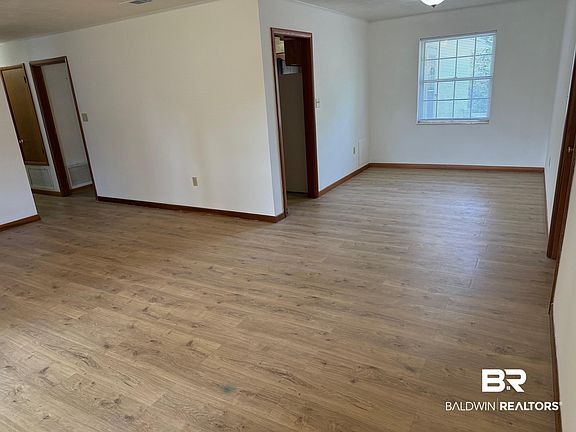 5th image of 215 W Palm Ave