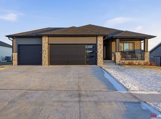 1539 W Avalanche Rd, Lincoln, NE 68521