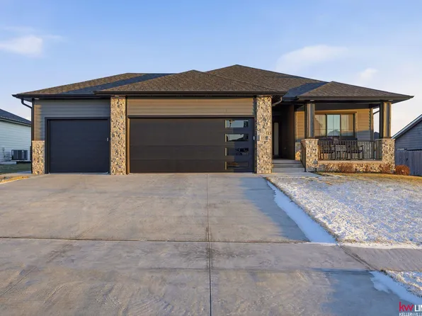 1539 W Avalanche Rd, Lincoln, NE 68521