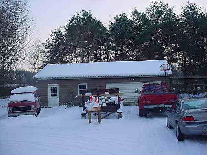 4th image of 350 MIDDLE GROVE Road