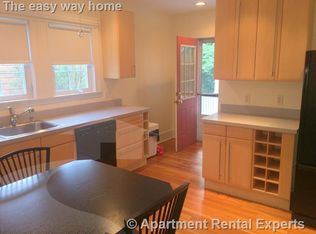 65 Auburn St #1S, Medford, MA 02155